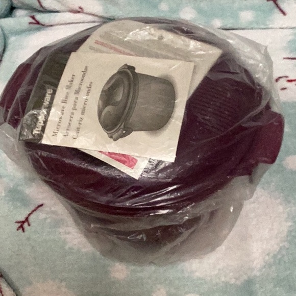 Tupperware Microwave Rice Cooker - Picture 4 of 4